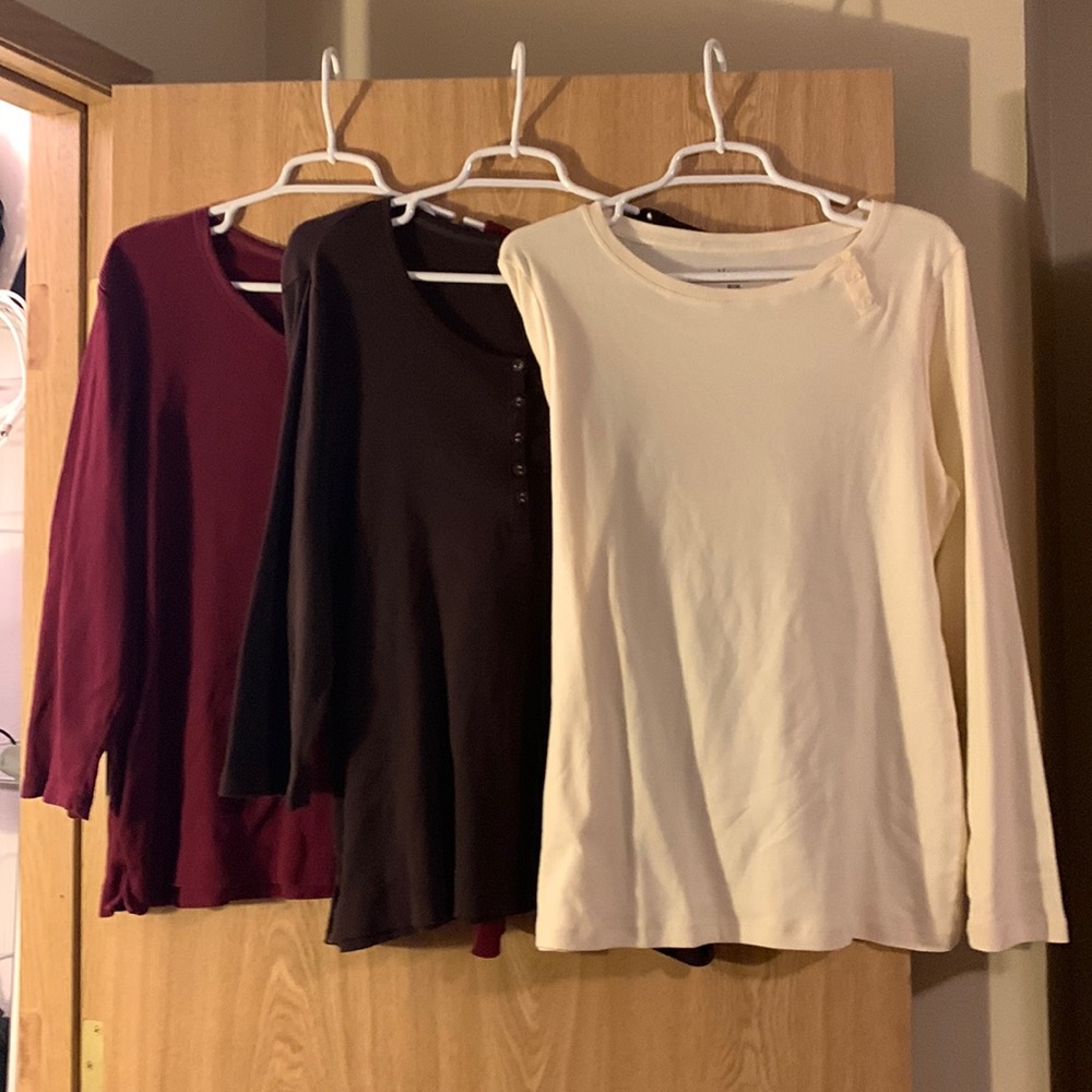 Bundle of 3 long sleeve tops sz XL